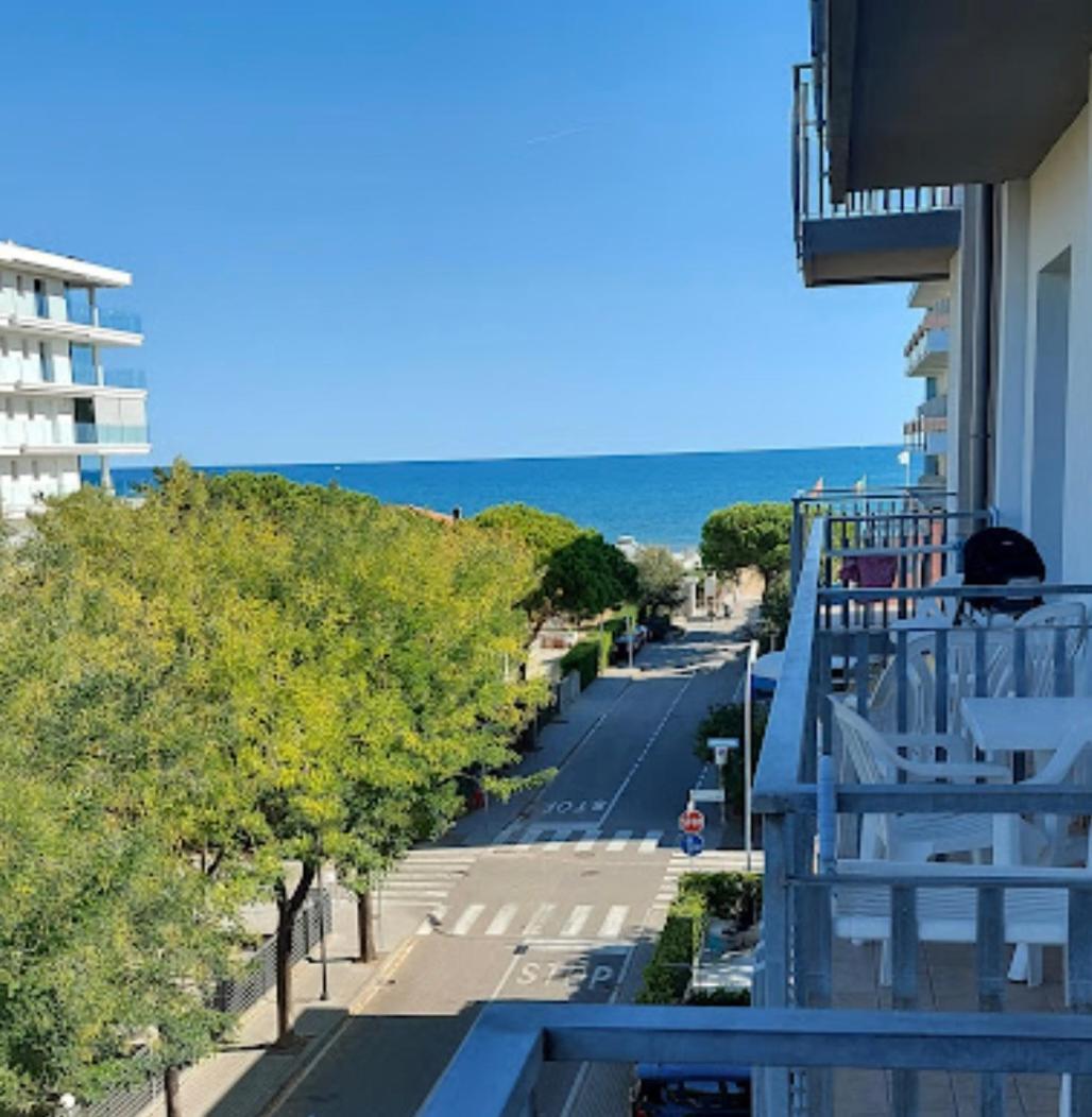 Hotel Trovatore Lido di Jesolo Bagian luar foto