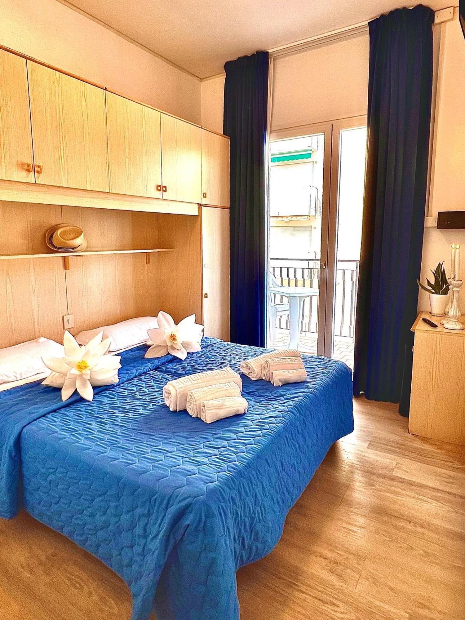 Hotel Trovatore Lido di Jesolo Bagian luar foto