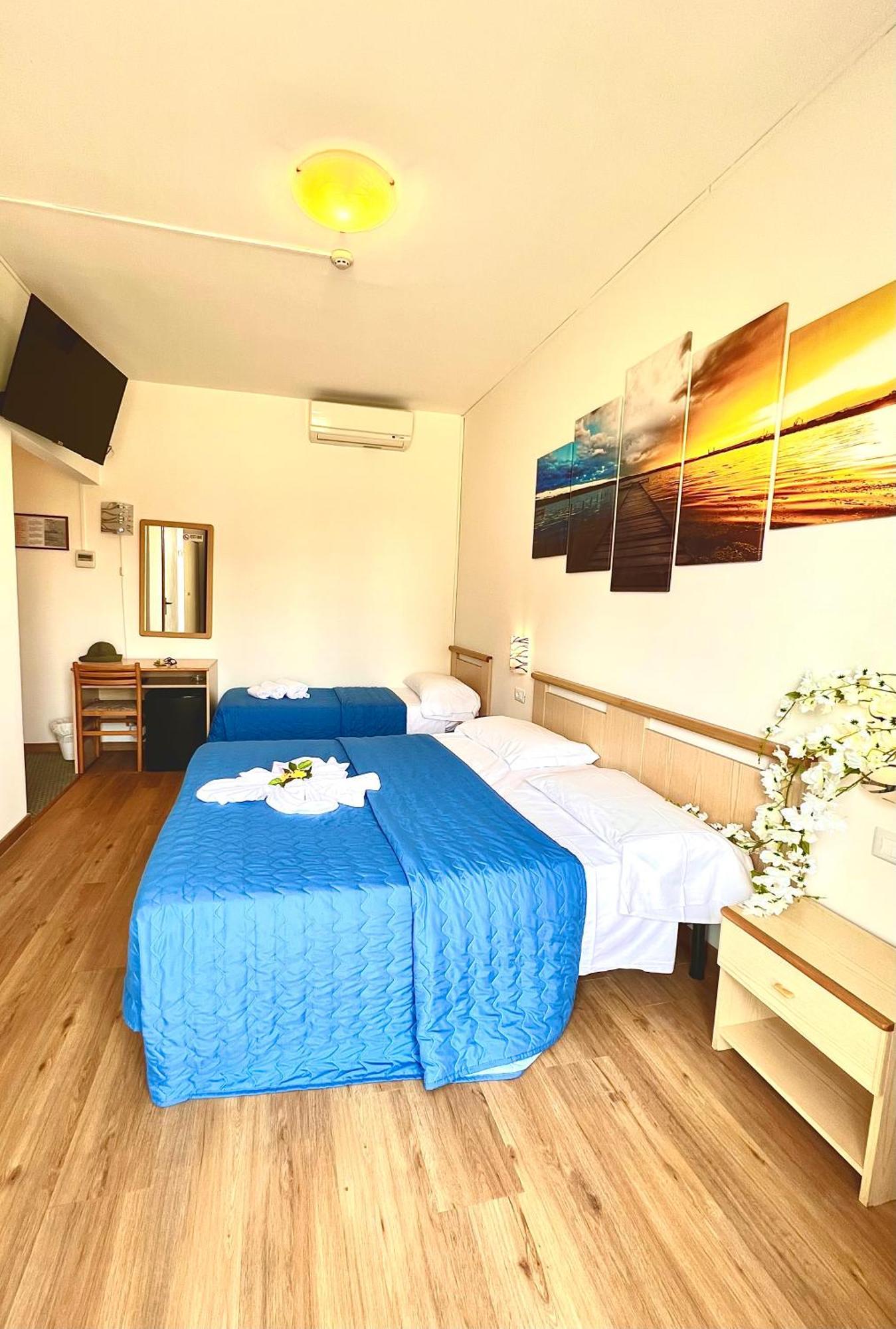 Hotel Trovatore Lido di Jesolo Bagian luar foto