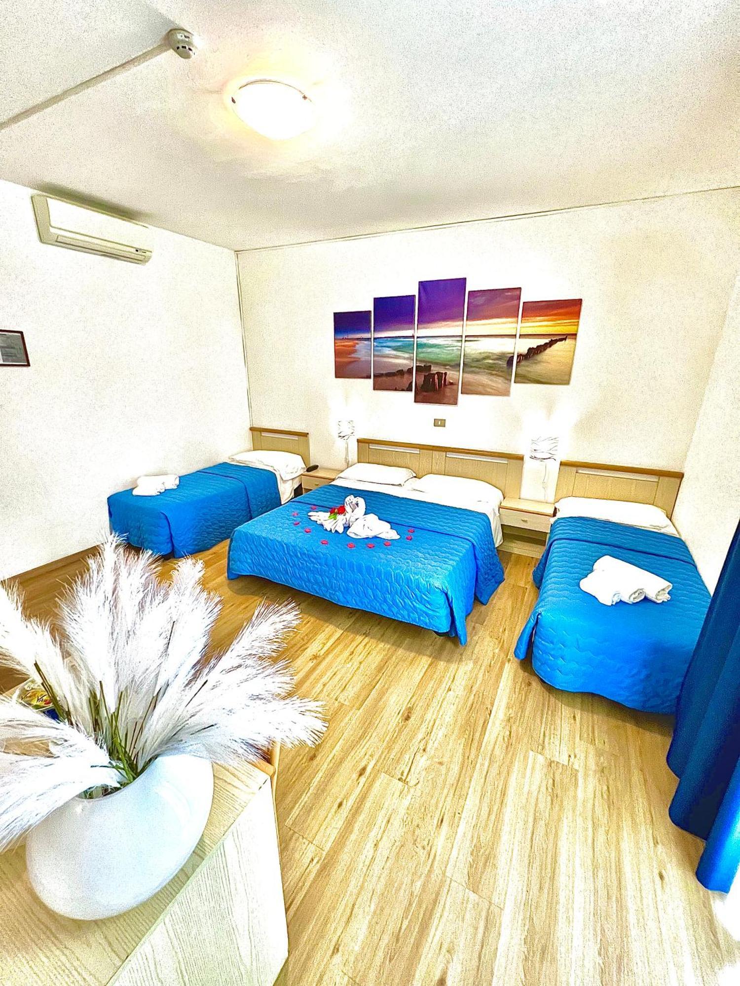 Hotel Trovatore Lido di Jesolo Bagian luar foto
